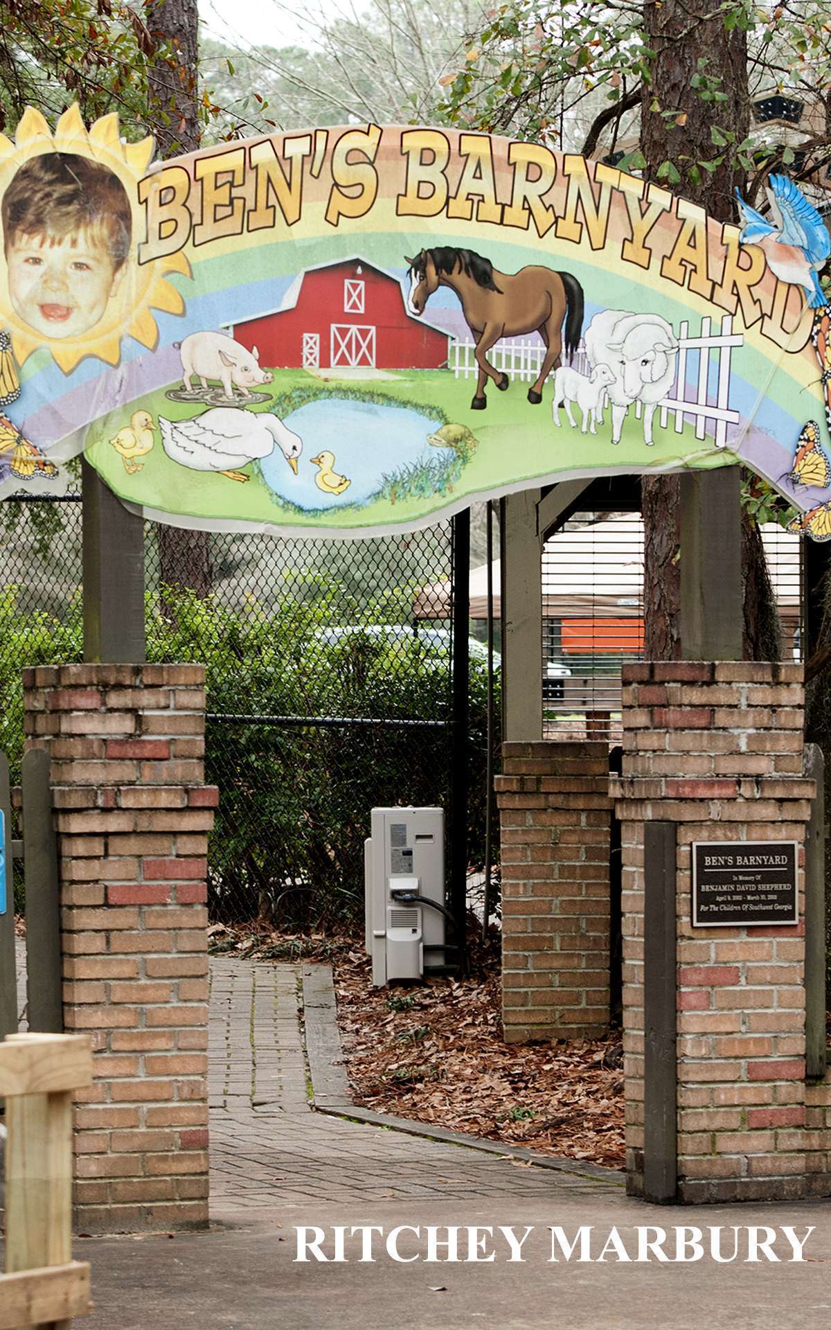 BEN'S BARNYARD